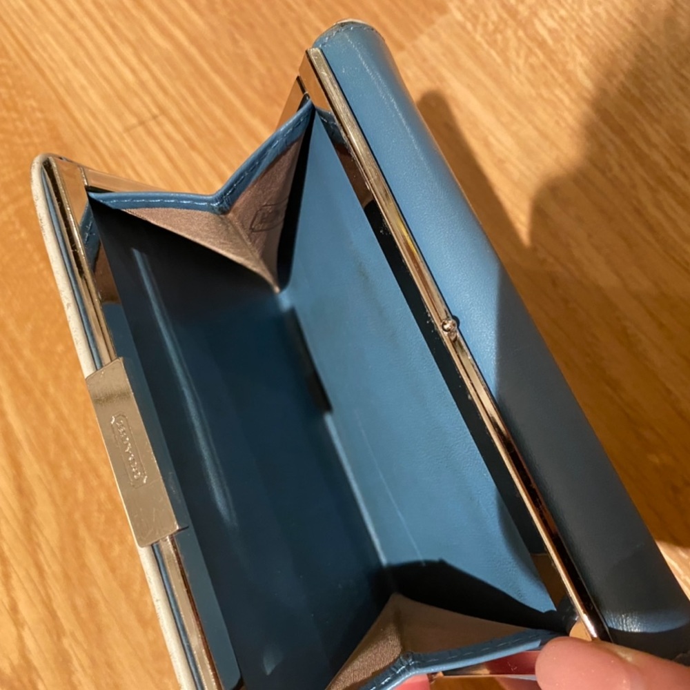 Coach Wallet - Picture 4 of 7